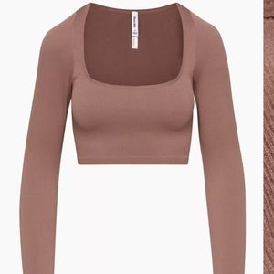 Aritzia Cute Delta Seamless Chocolate - Brand New
